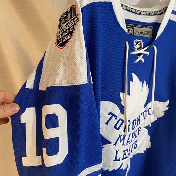 NWOT Toronto Maple Leafs Jersey LUPAL #19. NHL  2014 Winter Classic Men 52 - Picture 8 of 14